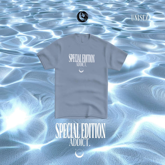 Special Edition Addict – Unisex T-Shirt - Mondlicht Bücher